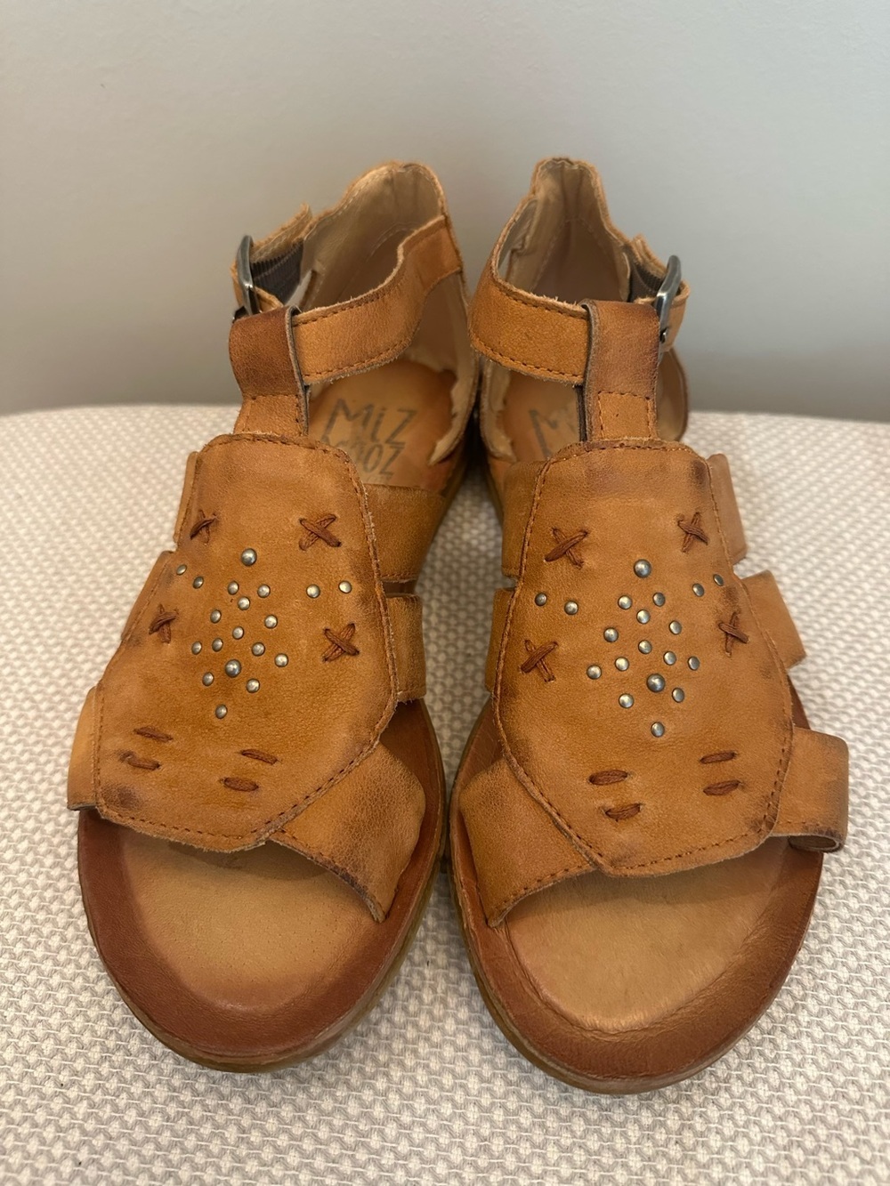Miz Mooz Fascinate Tan Brown Leather Studded Gladiator Sandals Women’s 6.5 EU 37